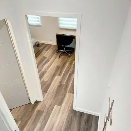 Maison Proche Centre Clim Jardin Wifi 8 Personnes Holiday home