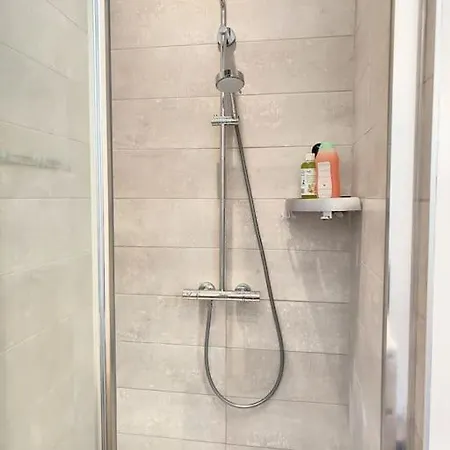 Prázdninový dům Maison Proche Centre Clim Jardin Wifi 8 Personnes Amiens