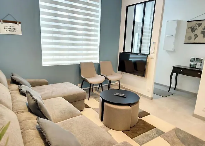 Maison Proche Centre Clim Jardin Wifi 8 Personnes *